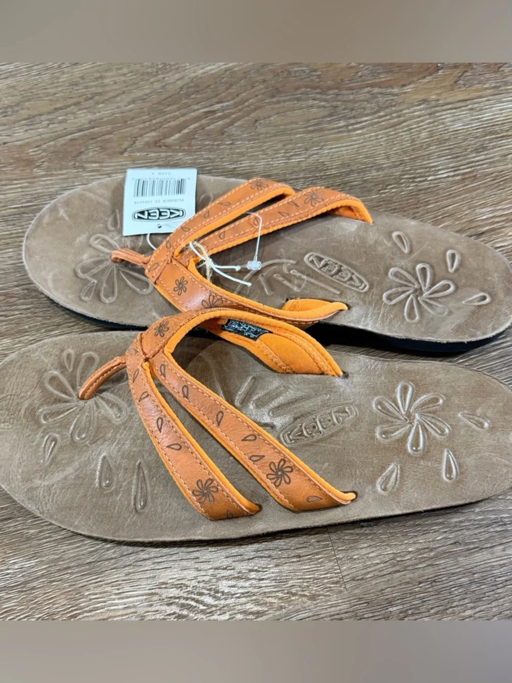 Keen Florence II Orange Floral-Detail Leather Flip Flops - Picture 3 of 8